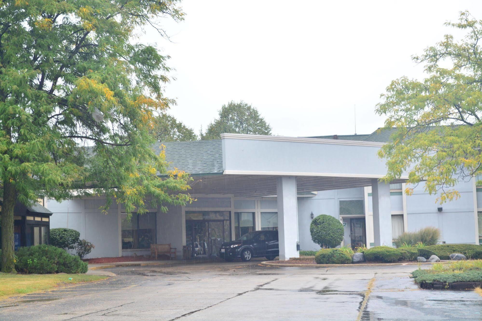 Elk Grove Hotel 艾尔克格罗夫村 外观 照片