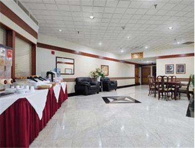 Elk Grove Hotel 艾尔克格罗夫村 餐厅 照片